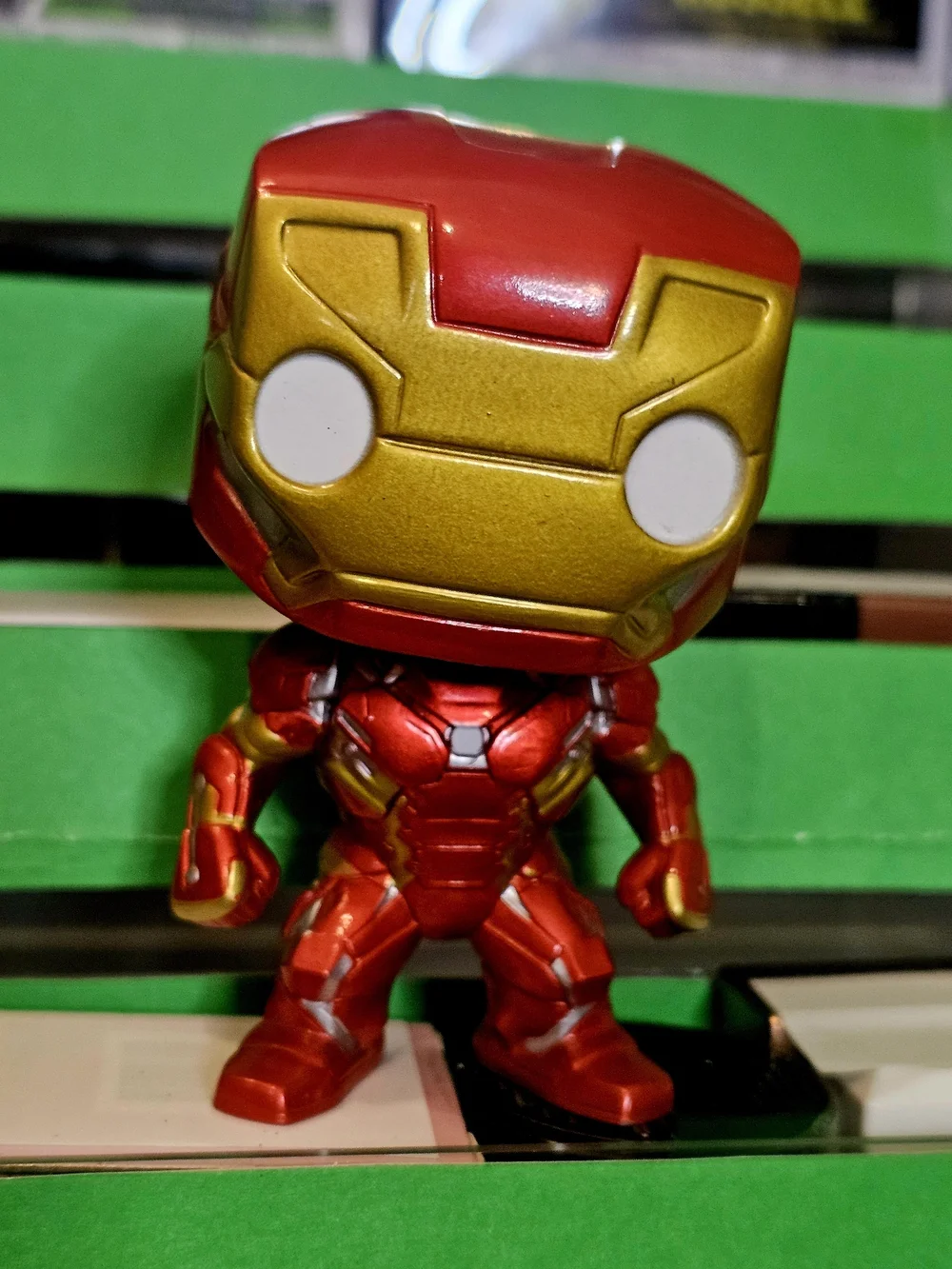 Funko Pop Marvel Vaulted Loose OOB Iron Man civil War T1-58